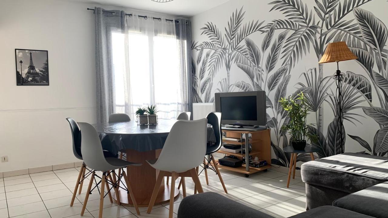 Disney, Sunny Comfortable 2 Bedrooms Family Apartment, 8 Pers, Wifi, Netflix Chessy  Exteriér fotografie