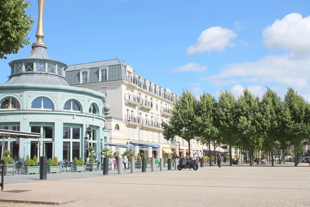 Disney, Sunny Comfortable 2 Bedrooms Family Apartment, 8 Pers, Wifi, Netflix Chessy  Exteriér fotografie